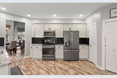 8090 Tuckaway Court, Crown Point, IN 46307 - Photo 17