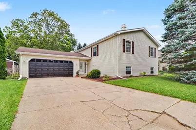 3707 Oak Grove Drive, Valparaiso, IN 46383 - Photo 1