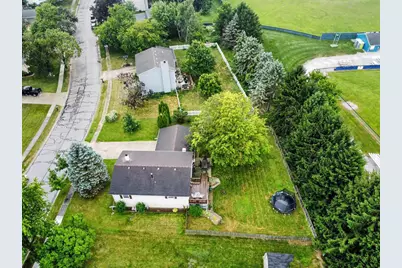 3707 Oak Grove Drive, Valparaiso, IN 46383 - Photo 3