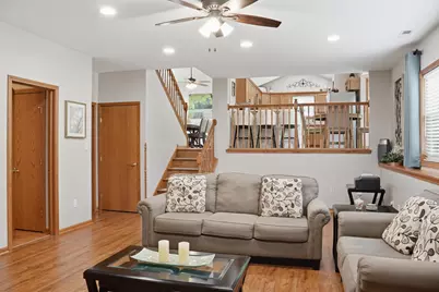 9634 Grasselli Avenue, Saint John, IN 46373 - Photo 21
