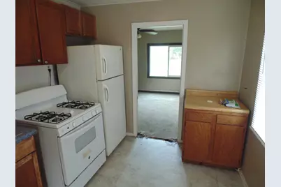3192 Pulaski Street, Hobart, IN 46342 - Photo 9