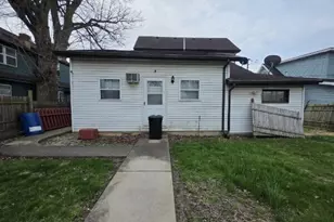 204 W 20th St, Marion, IN 46953 - Photo 5