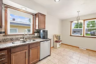 6517 Illinois Ave, Hammond, IN 46323 - Photo 5
