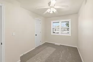 10624 Bailey St, Saint John, IN 46373 - Photo 19