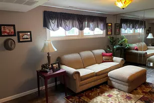 2134 W 3rd Pl, Hobart, IN 46342 - Photo 27