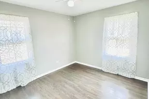 3232 E 165th St, Hammond, IN 46323 - Photo 7