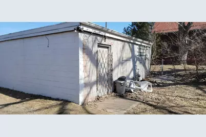2553 W 11th Avenue, Gary, IN 46404 - Photo 3