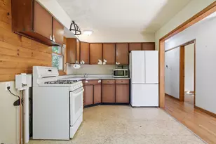 5885 Newport Ave, Portage, IN 46368 - Photo 5