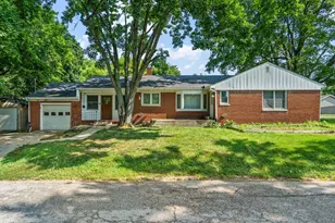 601 Madison St, Valparaiso, IN 46385 - Photo 1