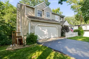 475 Ashford Ln, Valparaiso, IN 46385 - Photo 3