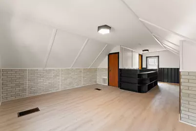 6813 Schneider Avenue, Hammond, IN 46323 - Photo 15