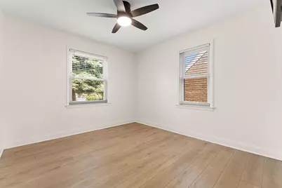 6813 Schneider Avenue, Hammond, IN 46323 - Photo 11