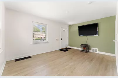 6813 Schneider Avenue, Hammond, IN 46323 - Photo 5
