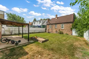 6813 Schneider Ave, Hammond, IN 46323 - Photo 25