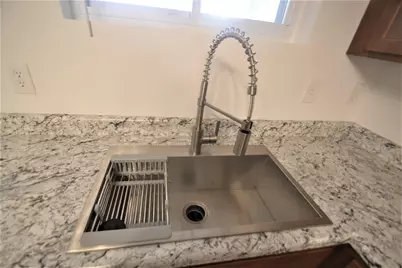 610 Union Street, Valparaiso, IN 46383 - Photo 7