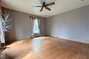 205 Clayton St, La Porte, IN 46350 - Photo 5