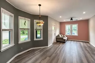 6101 E 6th Pl, Gary, IN 46403 - Photo 7