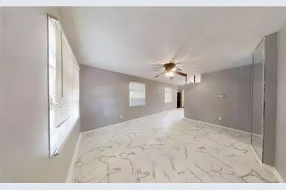 4123 W 19th Place, Gary, IN 46404 - Photo 5