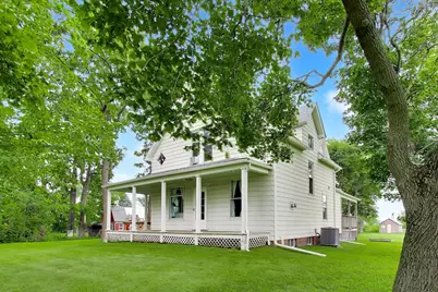 597 N 450 W, Valparaiso, IN 46385 - Photo 3