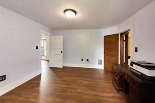597 N 450 W, Valparaiso, IN 46385 - Photo 23