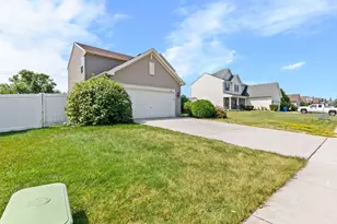 1405 E 112th Ave, Crown Point, IN 46307 - Photo 9