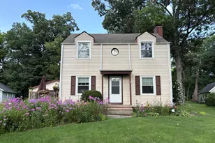 11 Indian Trail, Merrillville, IN 46410 - Photo 1