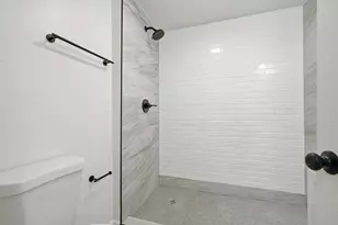 245 Pauline Dr, Valparaiso, IN 46385 - Photo 25