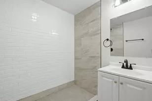 245 Pauline Dr, Valparaiso, IN 46385 - Photo 23