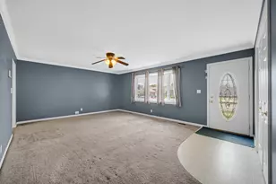 3613 41st Ln, Highland, IN 46322 - Photo 7