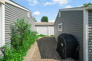 541 N Lindberg St, Griffith, IN 46319 - Photo 21