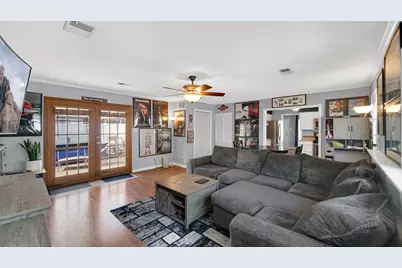 541 N Lindberg Street, Griffith, IN 46319 - Photo 5