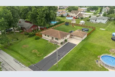 8538 Monfort Drive, Saint John, IN 46373 - Photo 1