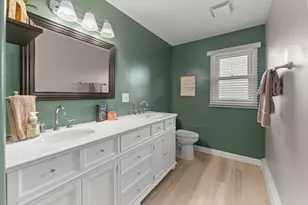 8538 Montfort Dr, Saint John, IN 46373 - Photo 17