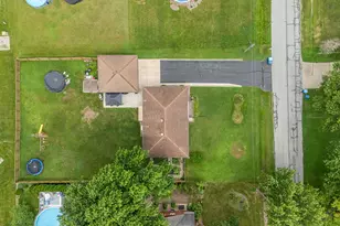 8538 Montfort Dr, Saint John, IN 46373 - Photo 39