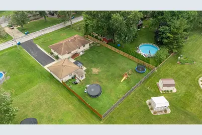 8538 Monfort Drive, Saint John, IN 46373 - Photo 35