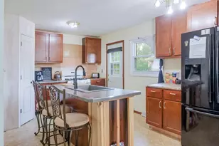 7266 Polk St, Merrillville, IN 46410 - Photo 9