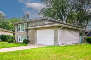 7266 Polk St, Merrillville, IN 46410 - Photo 3