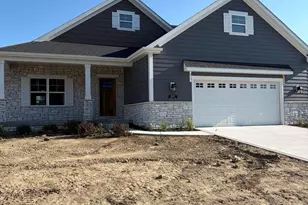 613 Bergamot Ct, Crown Point, IN 46307 - Photo 1