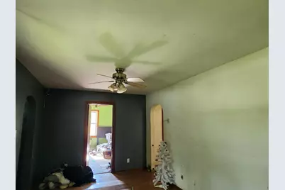 20995 Osborne Road, Lakeville, IN 46536 - Photo 11