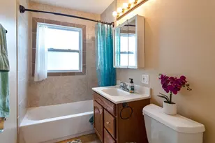225 E Joliet St, Schererville, IN 46375 - Photo 13