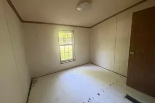 6881 NE Suburban Dr, Michigan City, IN 46360 - Photo 15