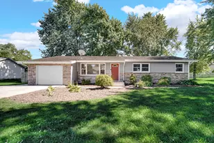 2110 Country Club Rd, Valparaiso, IN 46383 - Photo 1