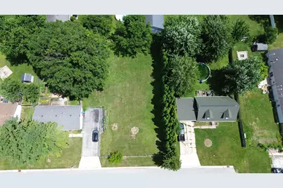 703 Heritage Road, Valparaiso, IN 46385 - Photo 9