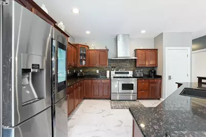 10591 Erie Drive, Crown Point, IN 46307 - Photo 9