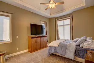 669 Davis Cir, Crown Point, IN 46307 - Photo 9