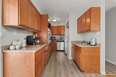 1404 W 63rd Avenue, Merrillville, IN 46410 - Photo 5