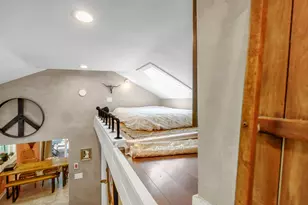 8948 N 500 E, Rolling Prairie, IN 46371 - Photo 17