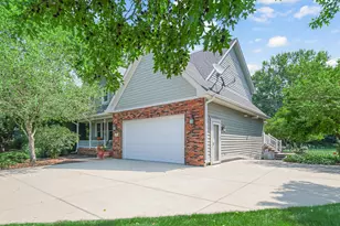 271 Burdick Pl, Chesterton, IN 46304 - Photo 7