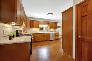 271 Burdick Pl, Chesterton, IN 46304 - Photo 15