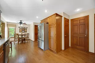 271 Burdick Pl, Chesterton, IN 46304 - Photo 17